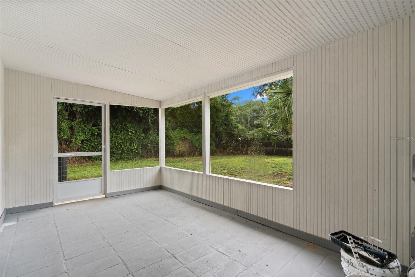 Image 16 of 21 For 6722 Edgewater Drive