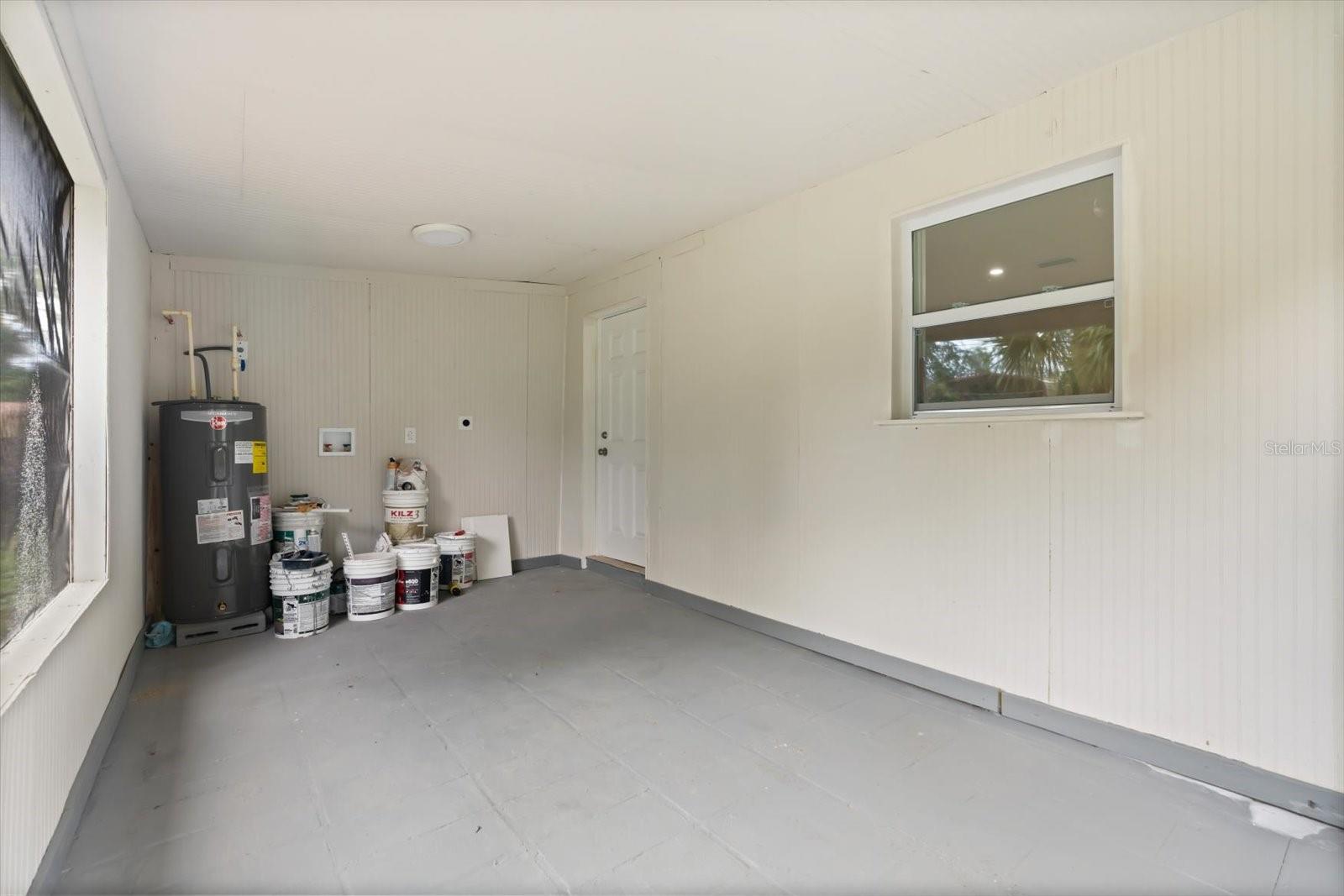 Image 17 of 21 For 6722 Edgewater Drive