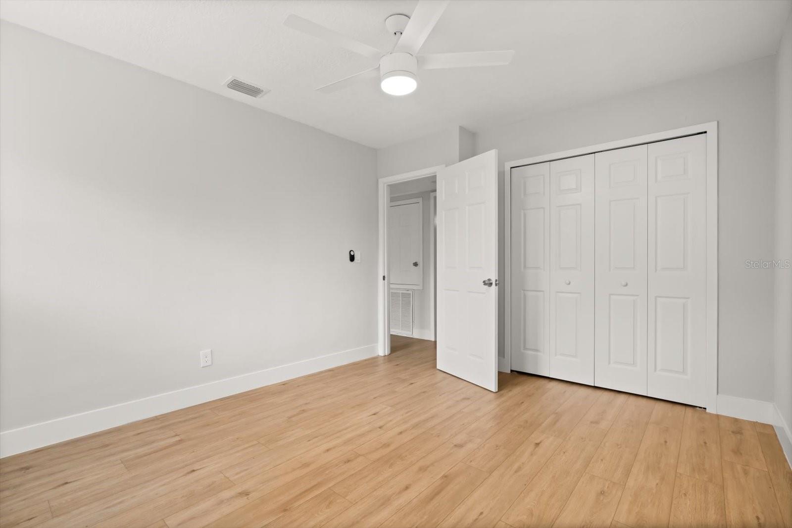 Image 9 of 21 For 6722 Edgewater Drive