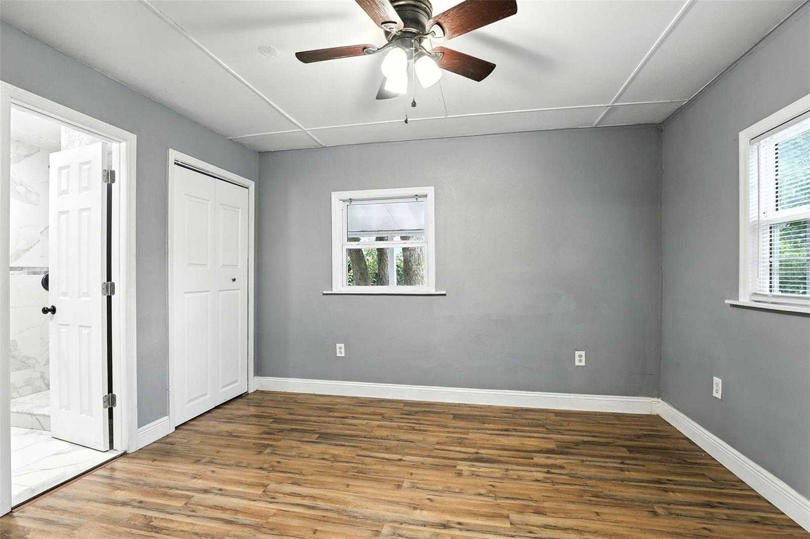 Image 21 of 27 For 1412 Voorhis Avenue