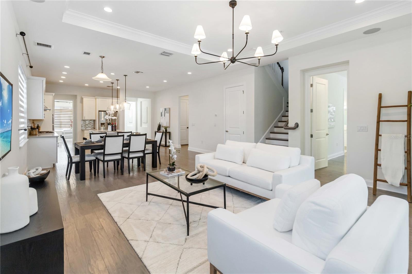 Image 16 of 59 For 10594 Royal Cypress Way