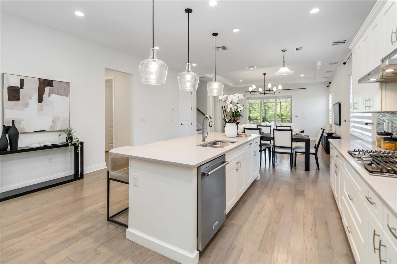 Image 17 of 59 For 10594 Royal Cypress Way