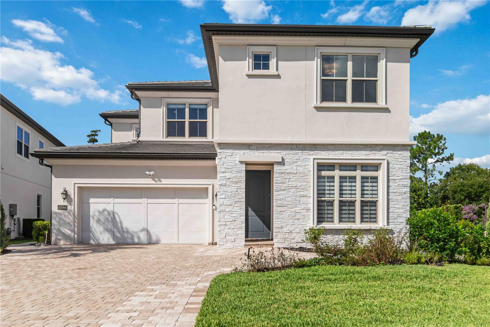 Image 3 of 59 For 10594 Royal Cypress Way