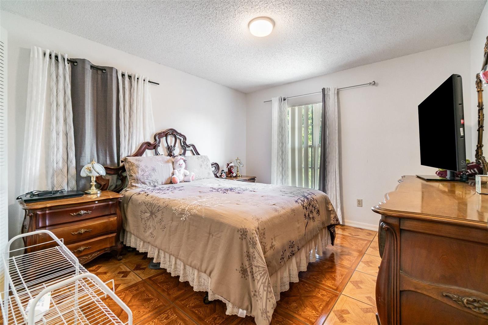 Image 14 of 28 For 2417 Virginia Drive