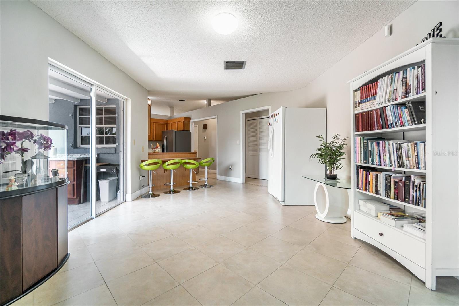 Image 7 of 28 For 2417 Virginia Drive