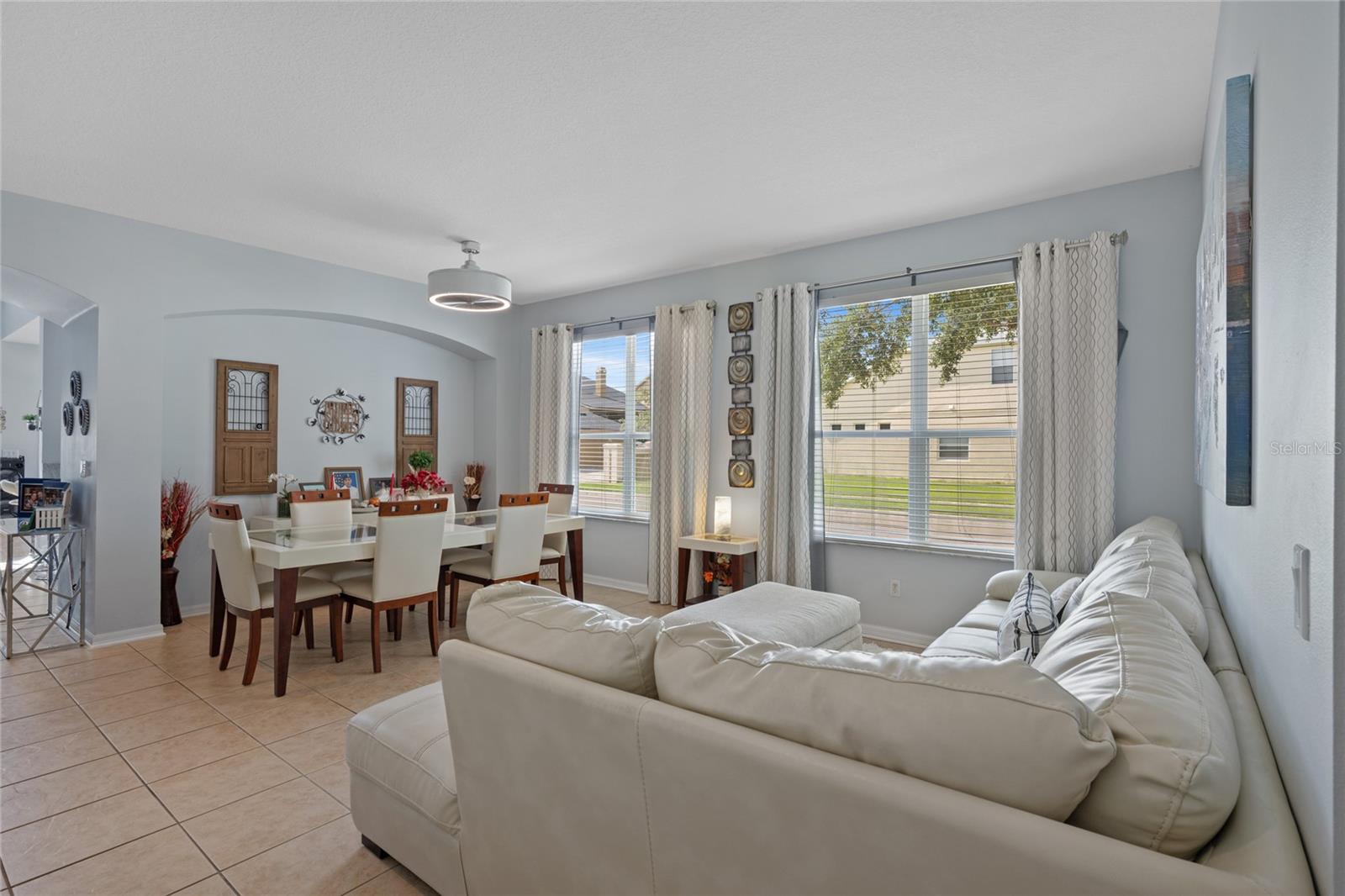 Image 10 of 49 For 14810 Sweet Acacia Drive