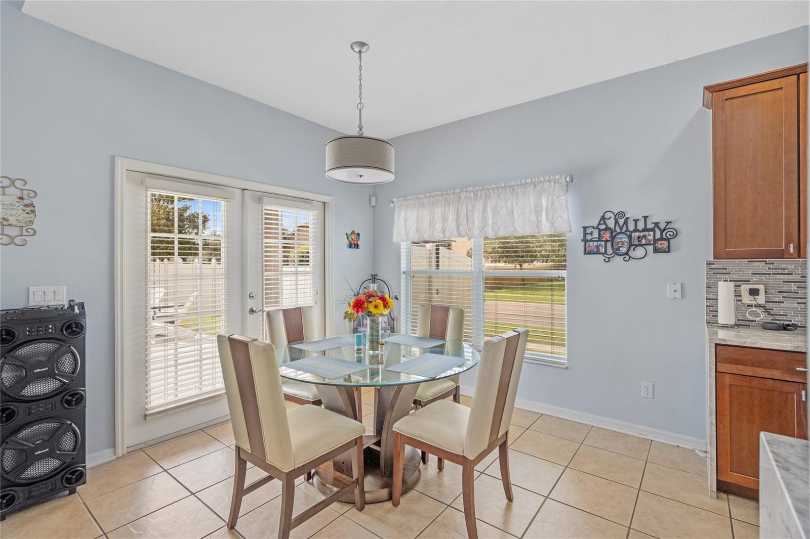 Image 19 of 49 For 14810 Sweet Acacia Drive