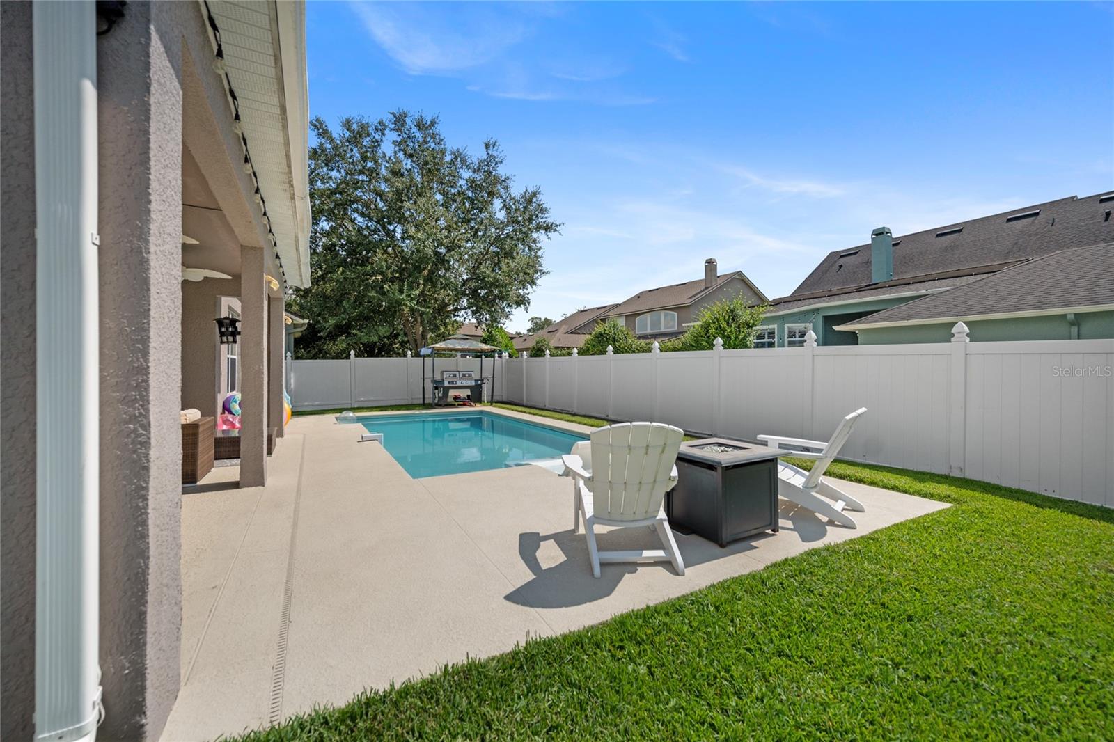 Image 35 of 49 For 14810 Sweet Acacia Drive