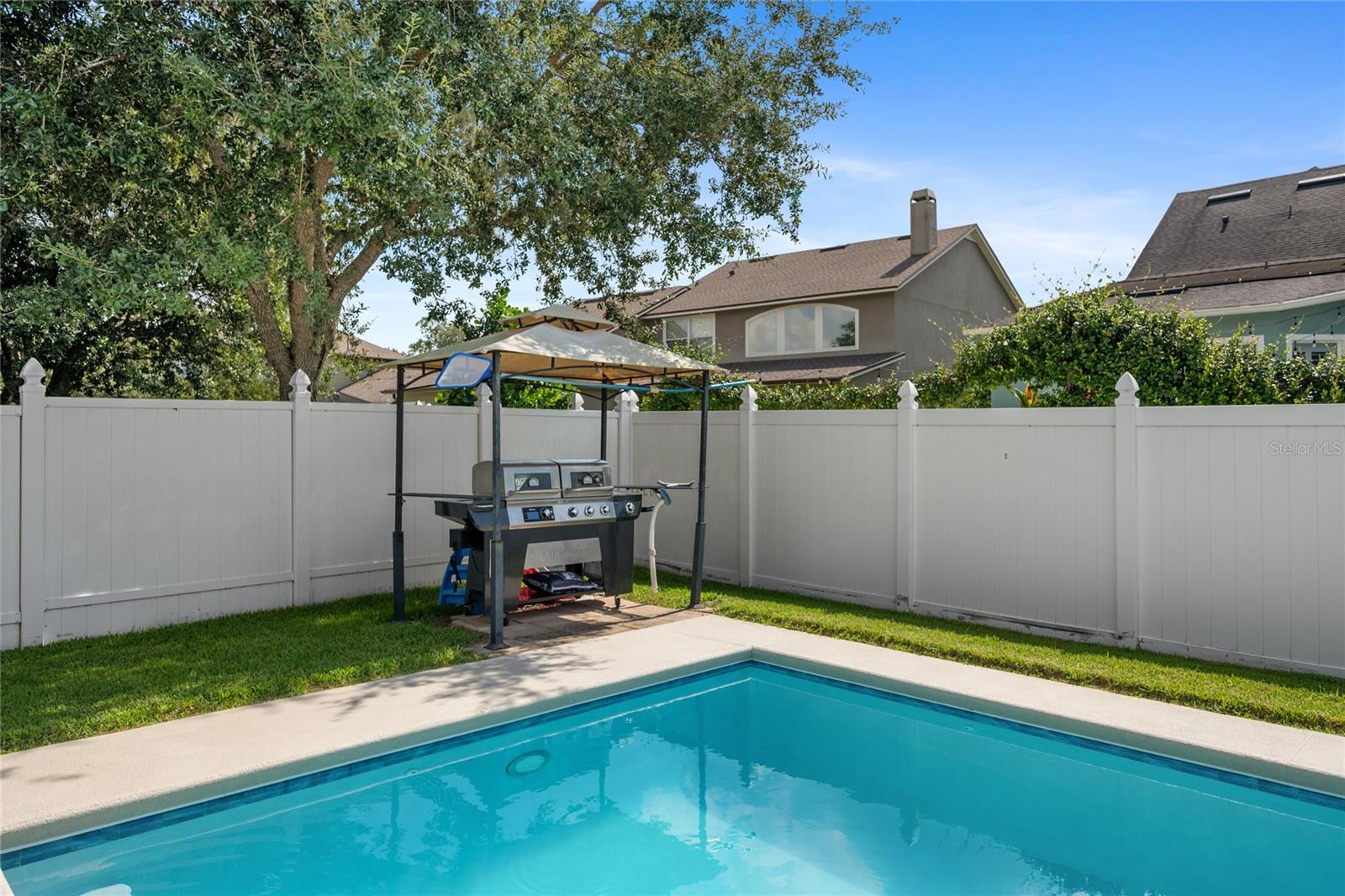 Image 37 of 49 For 14810 Sweet Acacia Drive