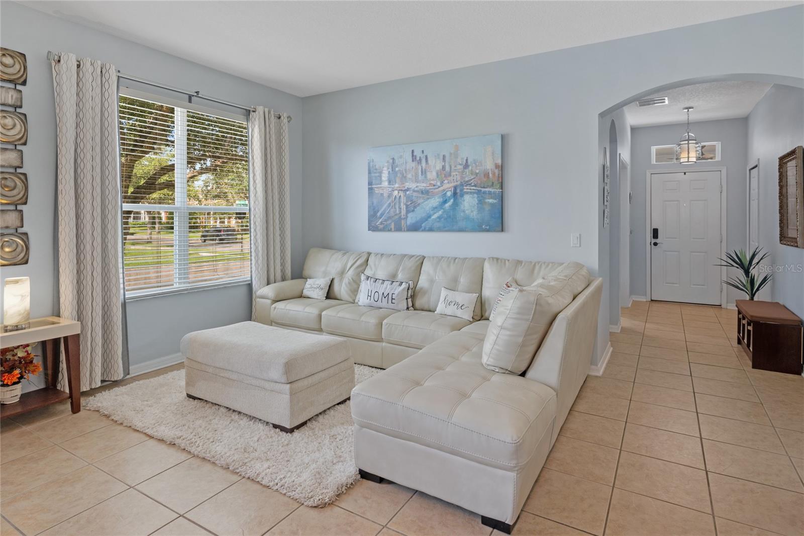 Image 9 of 49 For 14810 Sweet Acacia Drive