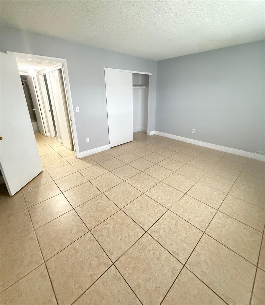 Image 15 of 16 For 5325 Curry Ford Road G202