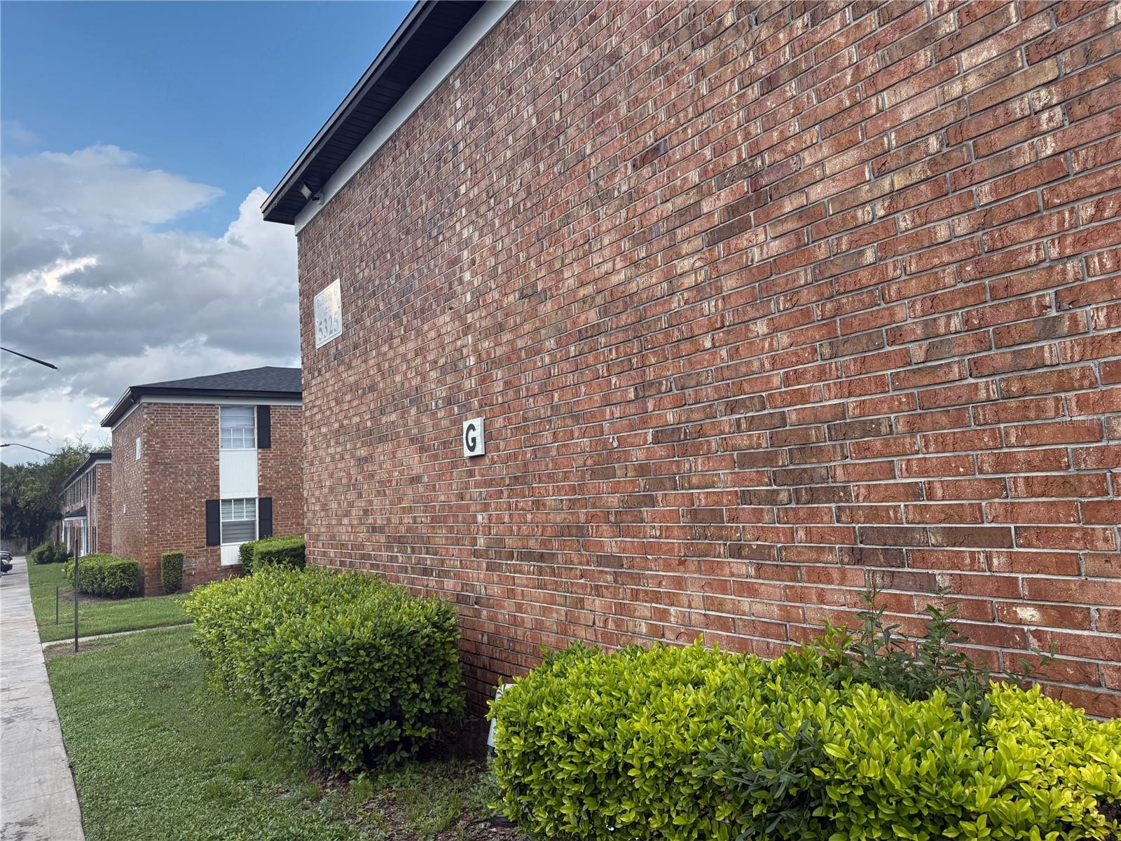 Image 3 of 16 For 5325 Curry Ford Road G202