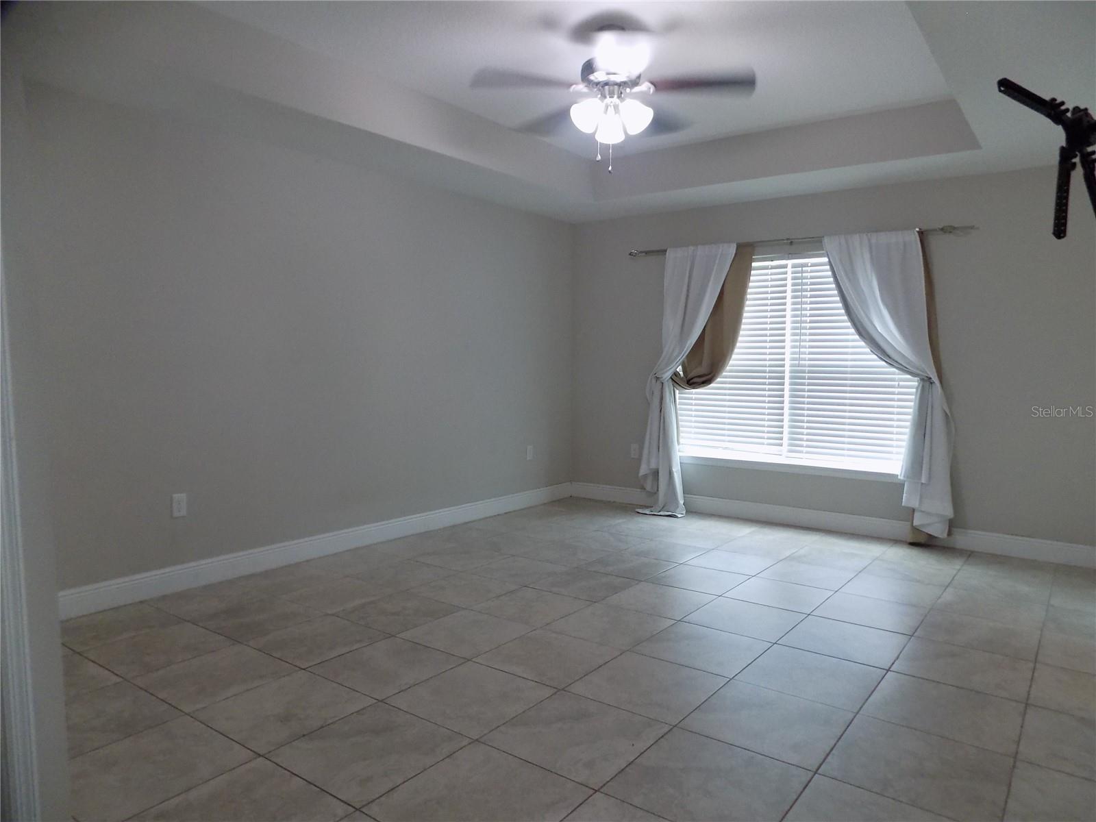 Image 14 of 27 For 377 Cimarron Court