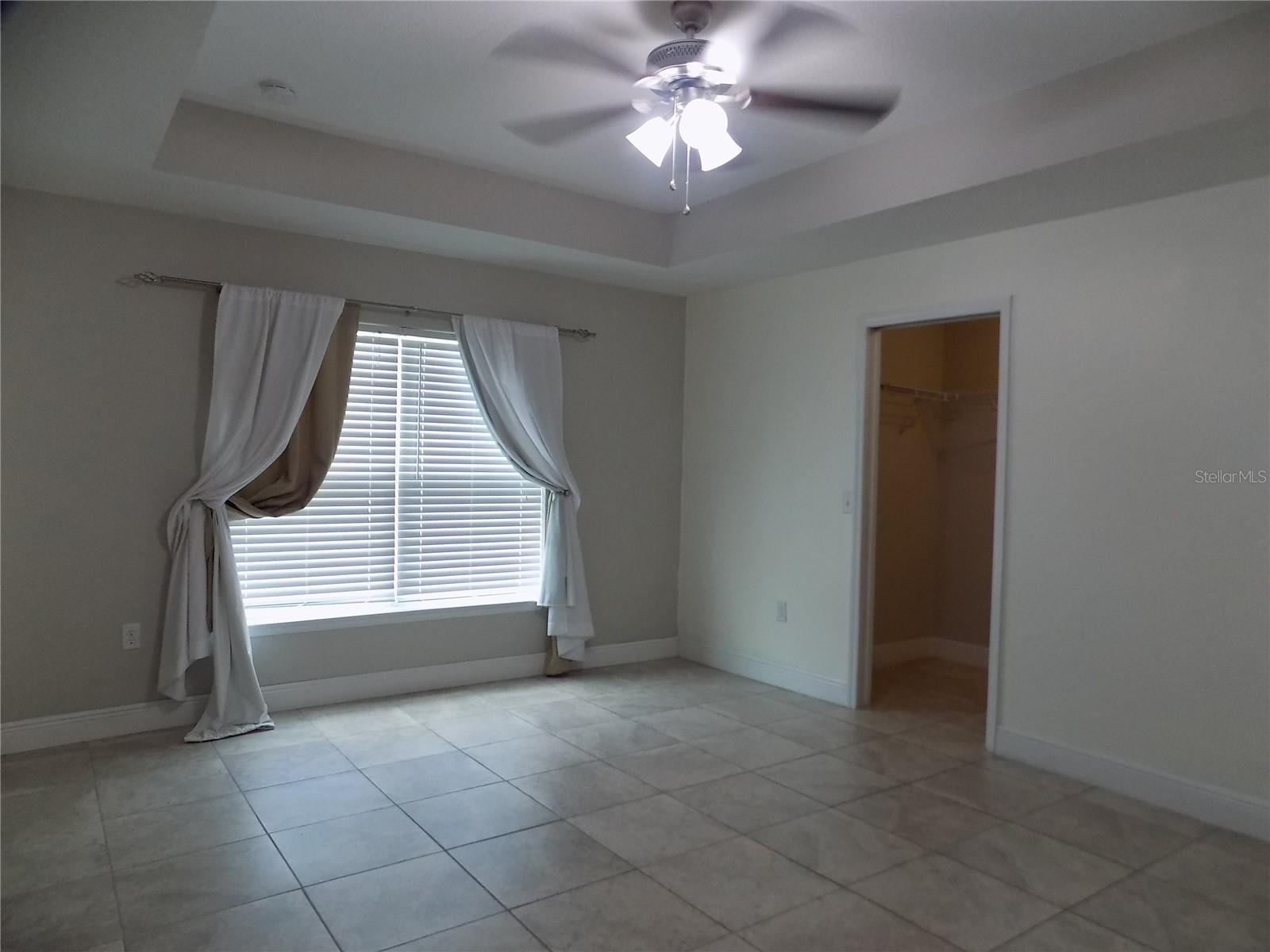 Image 15 of 27 For 377 Cimarron Court