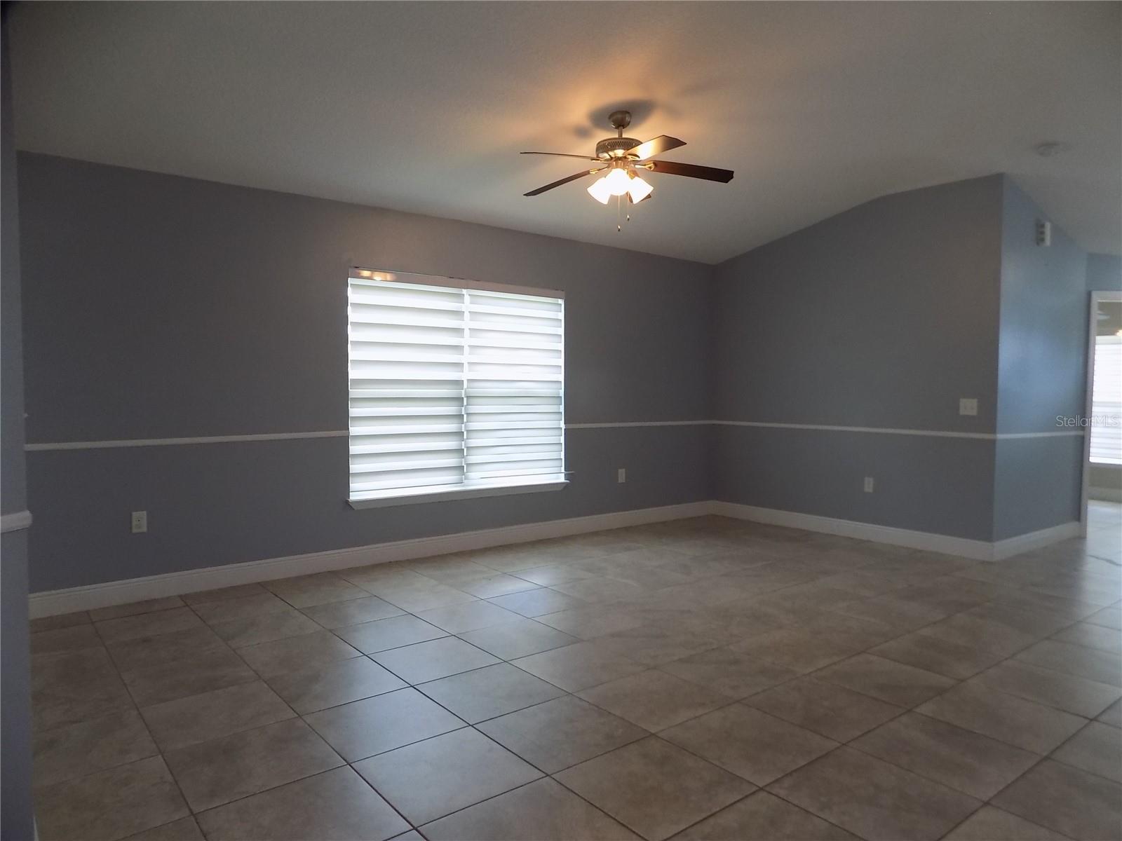 Image 5 of 27 For 377 Cimarron Court