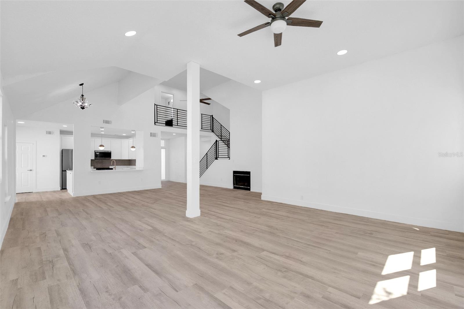 Image 12 of 47 For 649 Remington Oak Drive