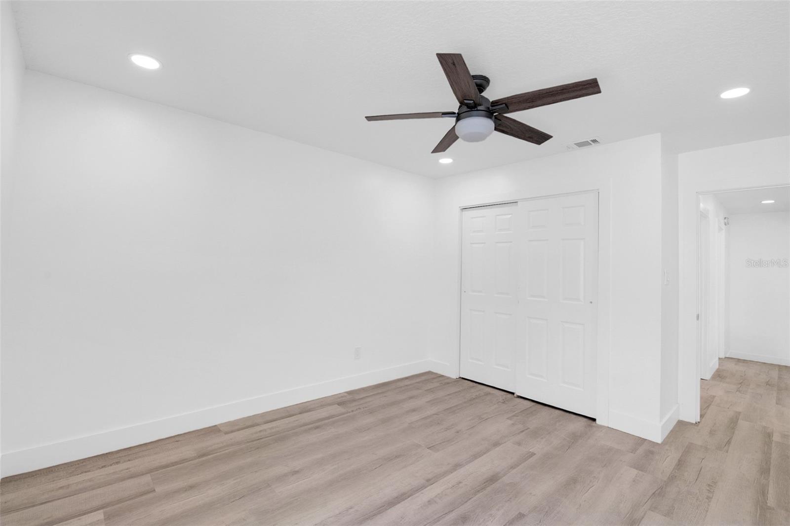 Image 20 of 47 For 649 Remington Oak Drive