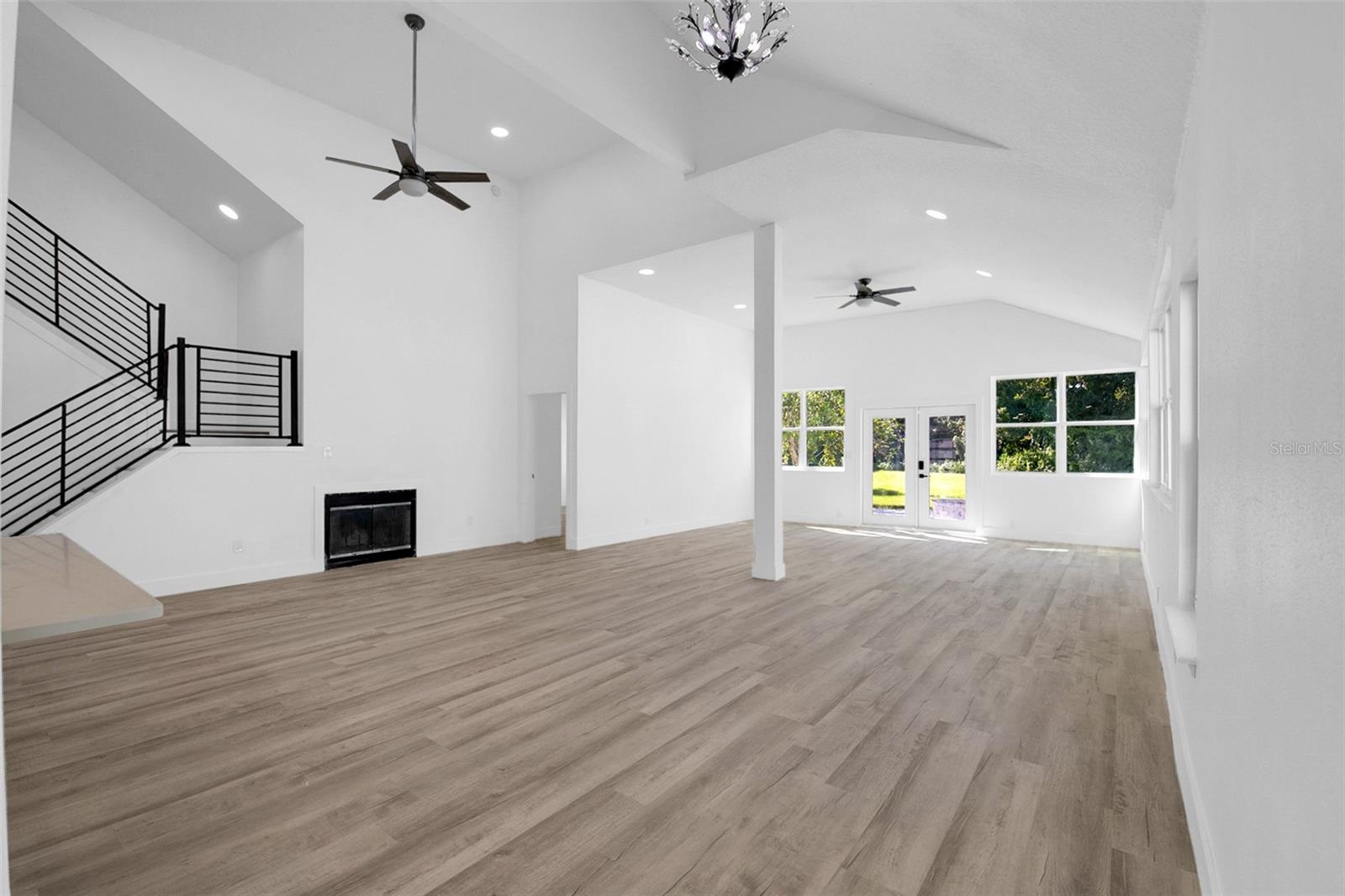 Image 27 of 47 For 649 Remington Oak Drive