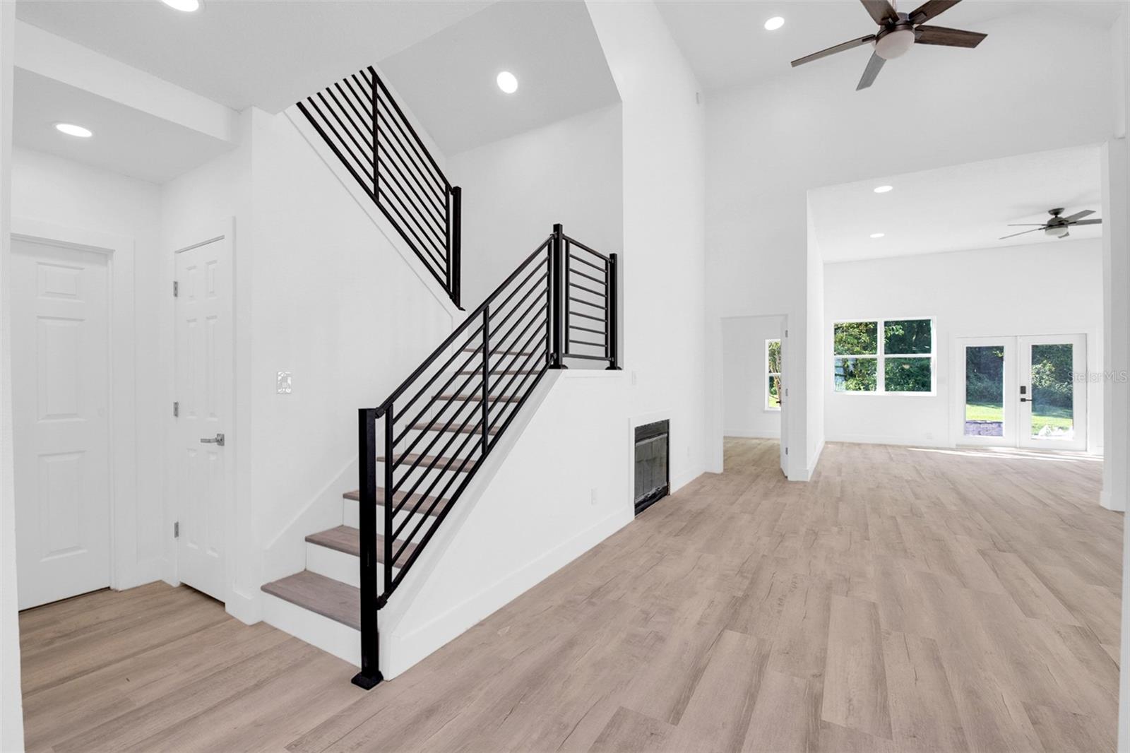 Image 33 of 47 For 649 Remington Oak Drive