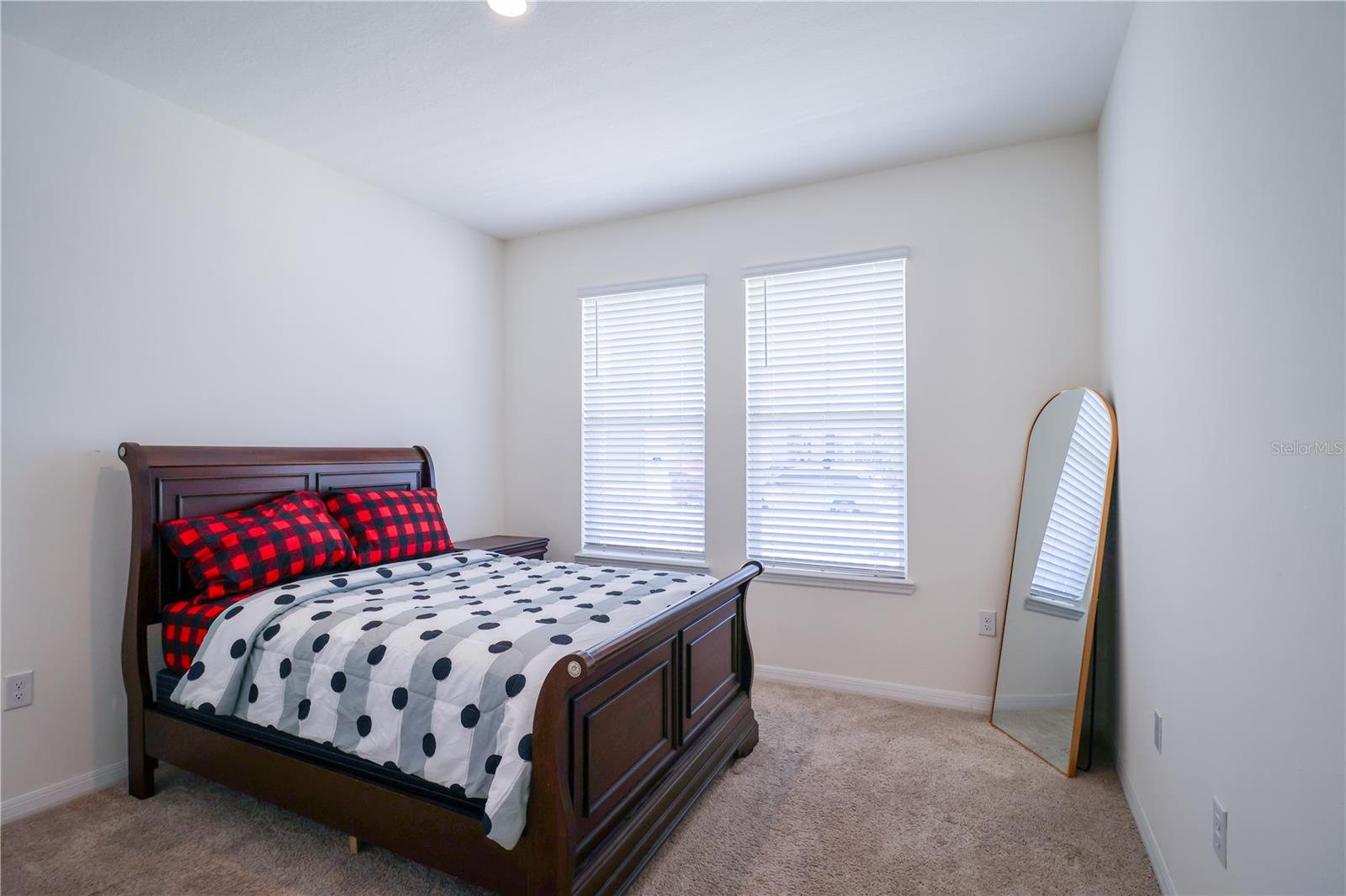 Image 19 of 29 For 1602 Barberry Drive