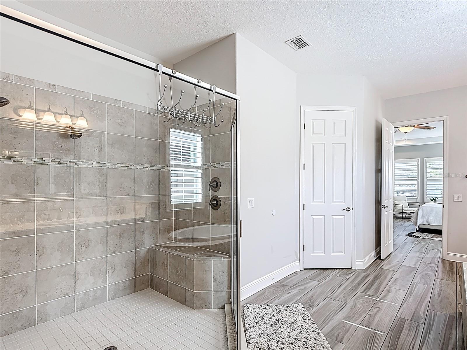 Image 42 of 100 For 1211 Terralago Way