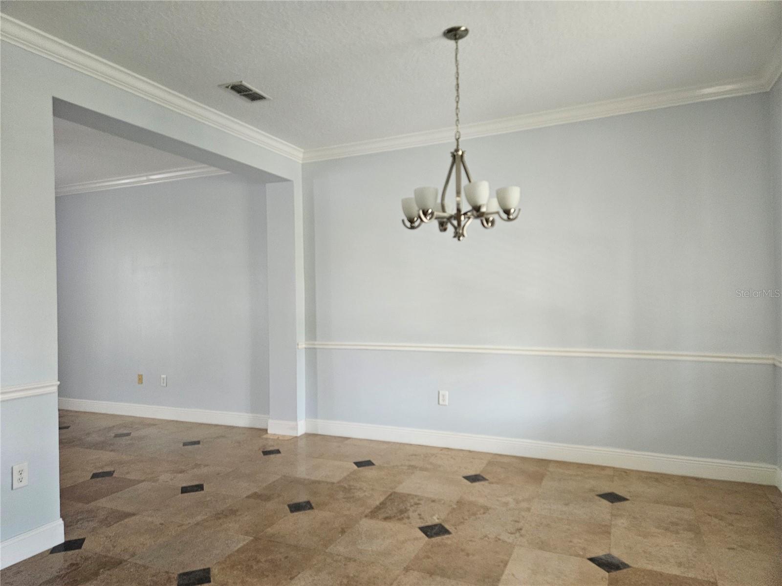 Image 13 of 42 For 13669 Beauregard Pl
