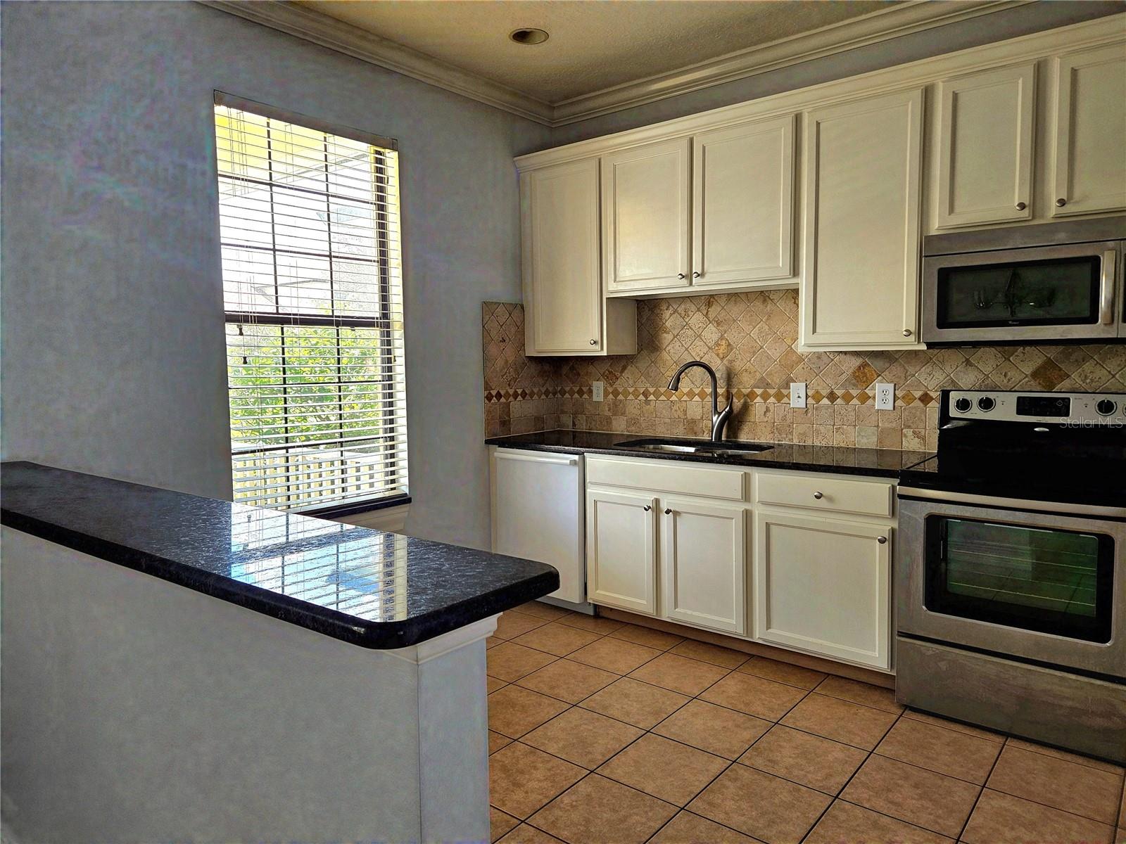 Image 17 of 42 For 13669 Beauregard Pl