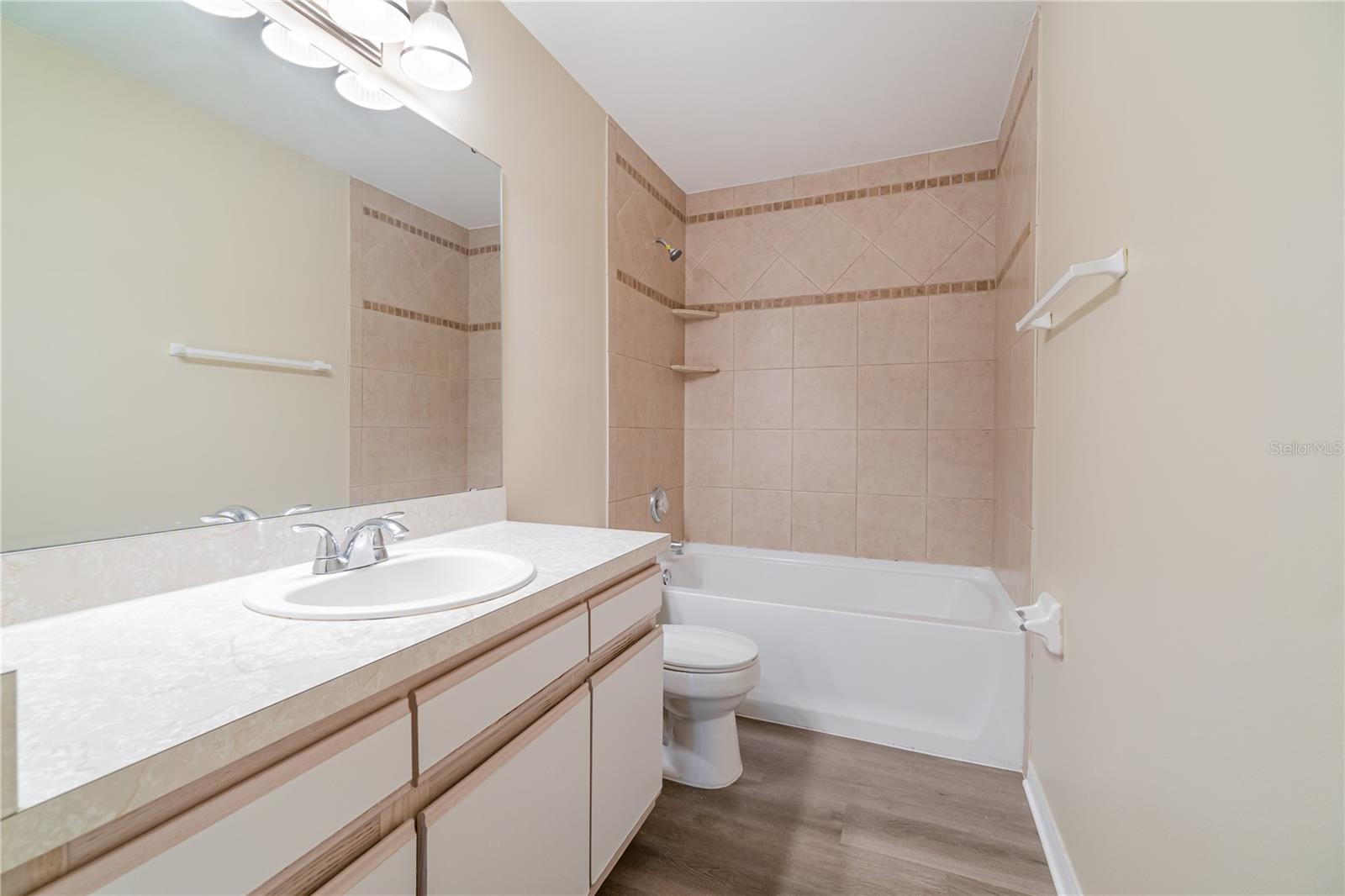 Image 13 of 15 For 11824 Caruso Drive
