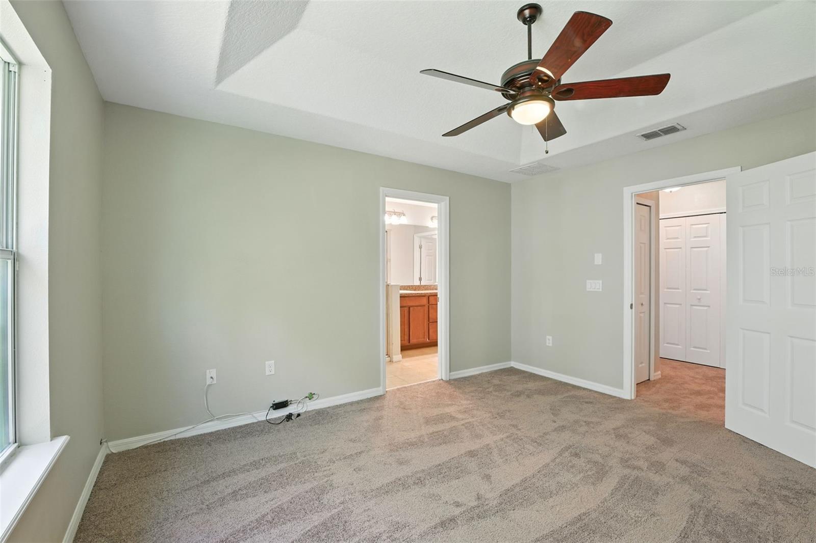 Image 19 of 33 For 1064 Laurel Ridge Lane