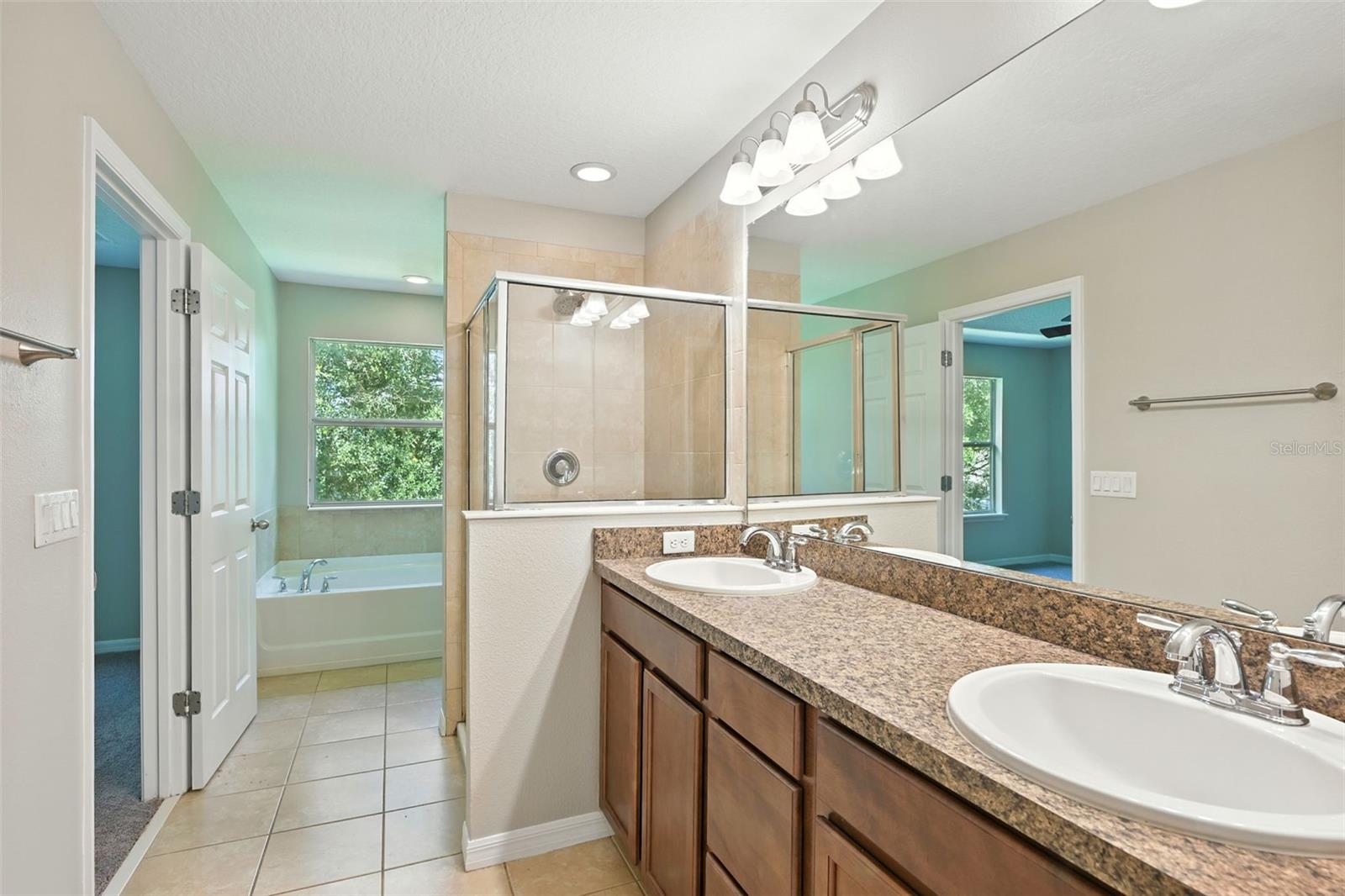 Image 20 of 33 For 1064 Laurel Ridge Lane