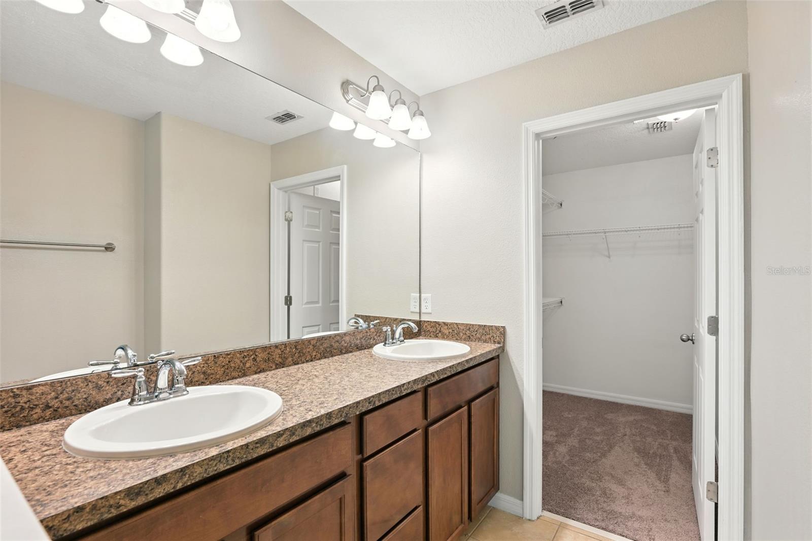 Image 22 of 33 For 1064 Laurel Ridge Lane