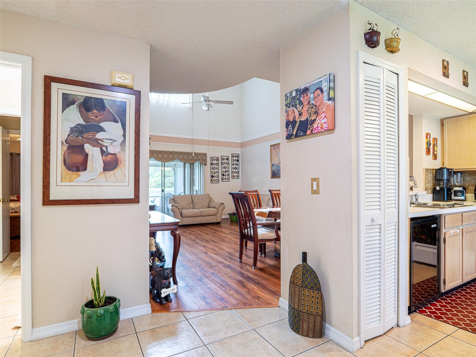 Image 3 of 21 For 14682 Laguna Beach Circle