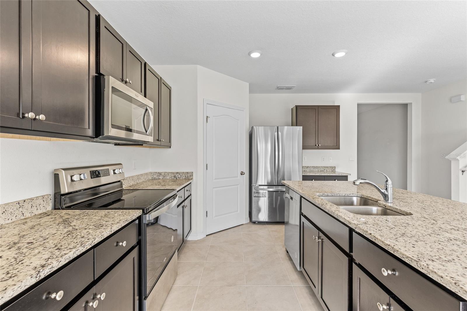 Image 13 of 46 For 1273 Cascades Avenue