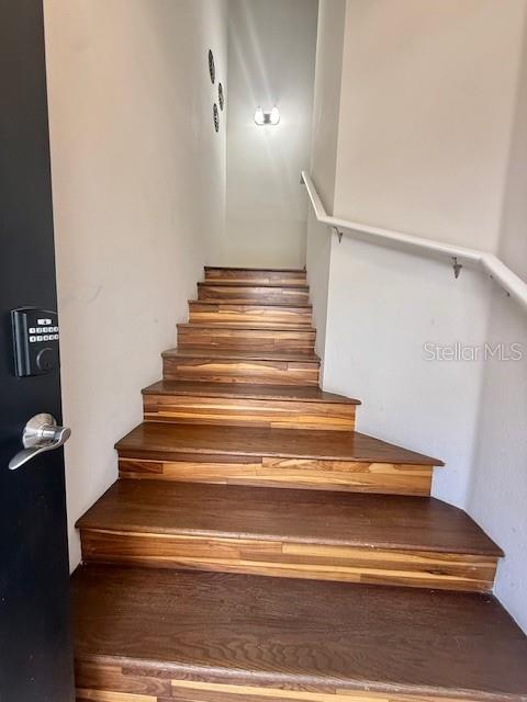Image 7 of 25 For 2309 Betsy Ross Lane 2309