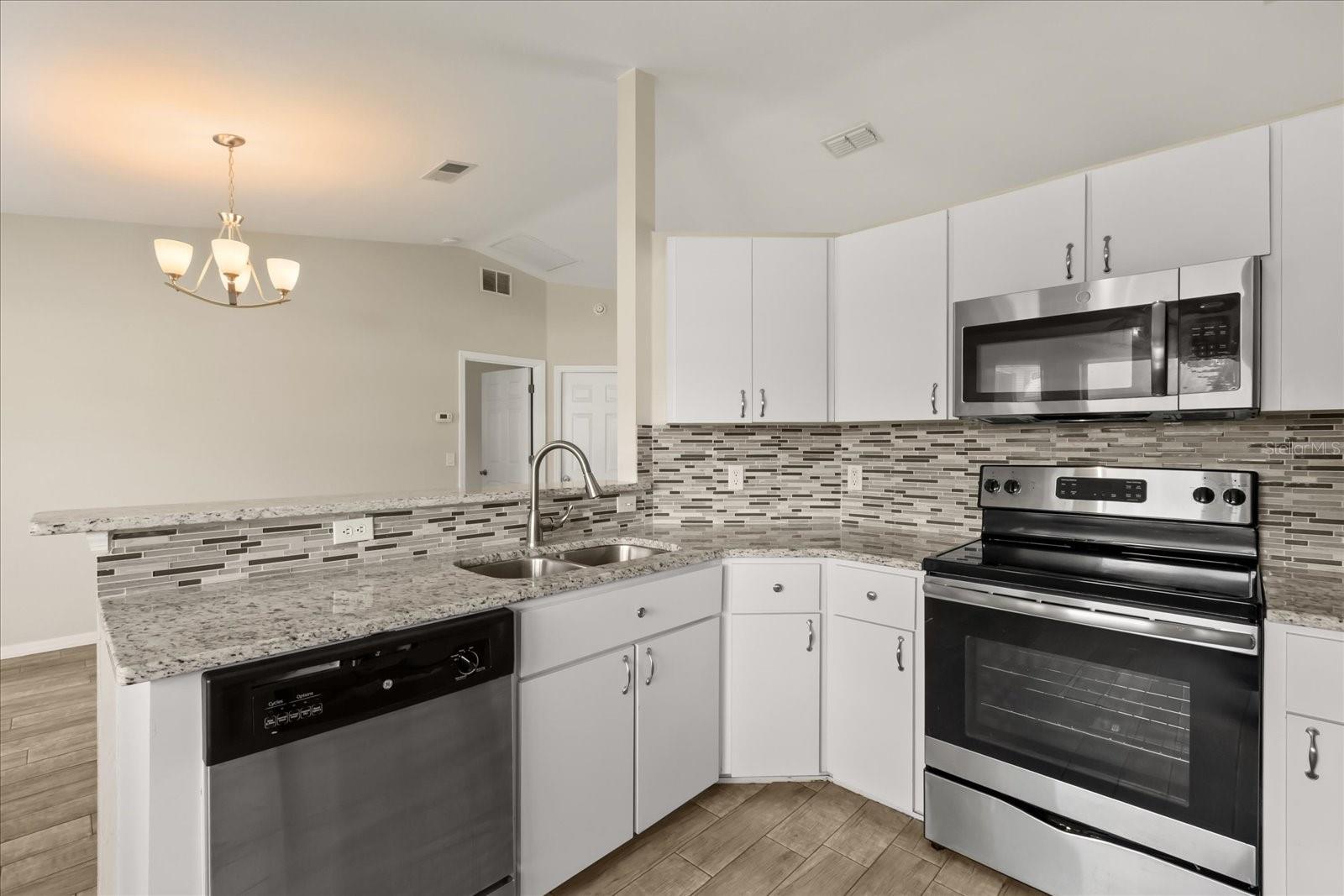 Image 3 of 28 For 10307 61st Terrace Road