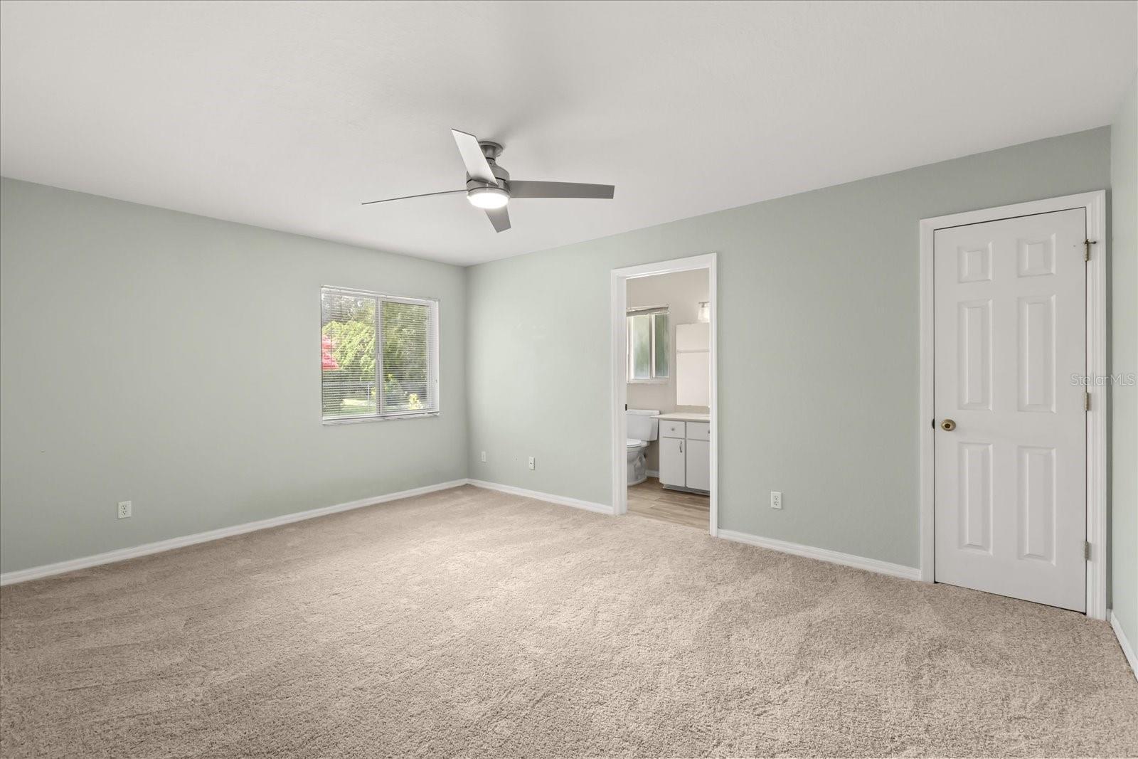 Image 4 of 28 For 10307 61st Terrace Road