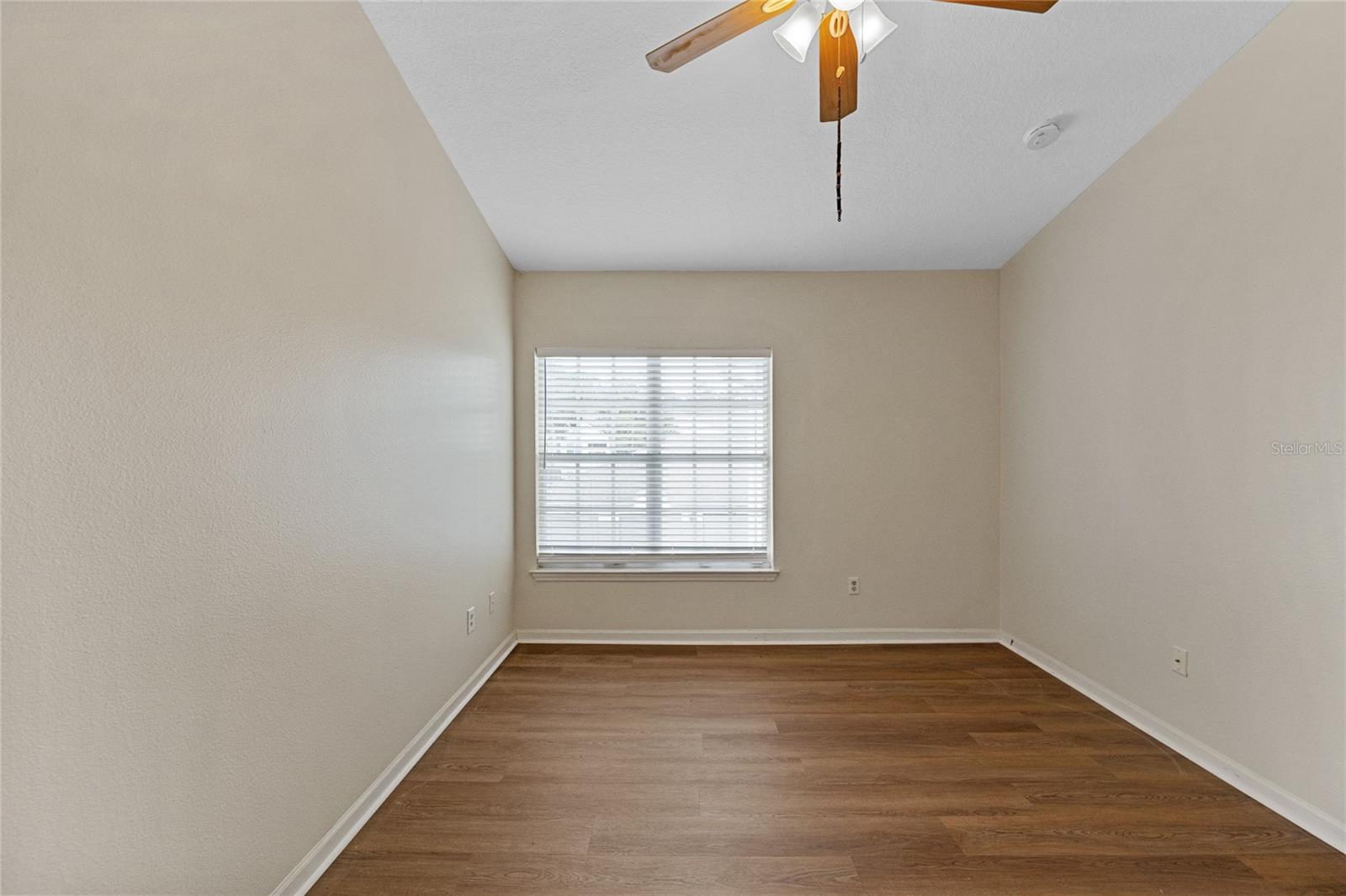 Image 14 of 21 For 4360 Kirkman Road 4