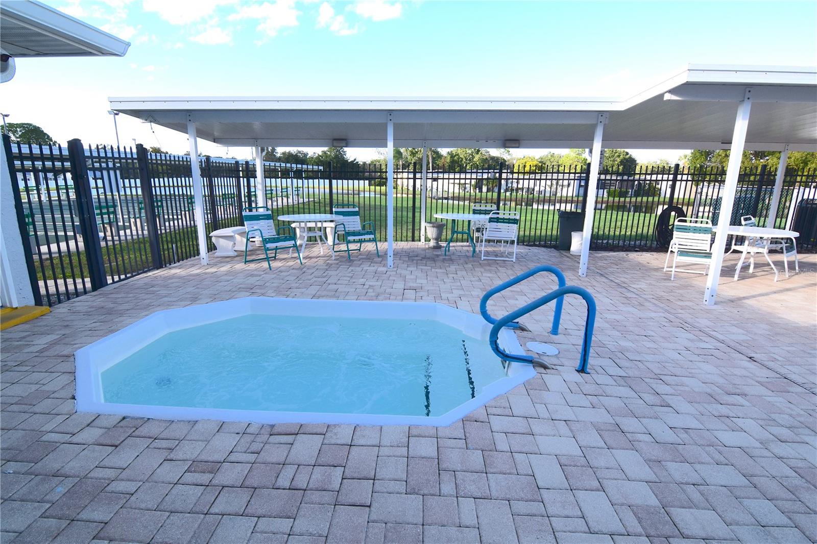 Image 22 of 29 For 303 Del Ray Drive