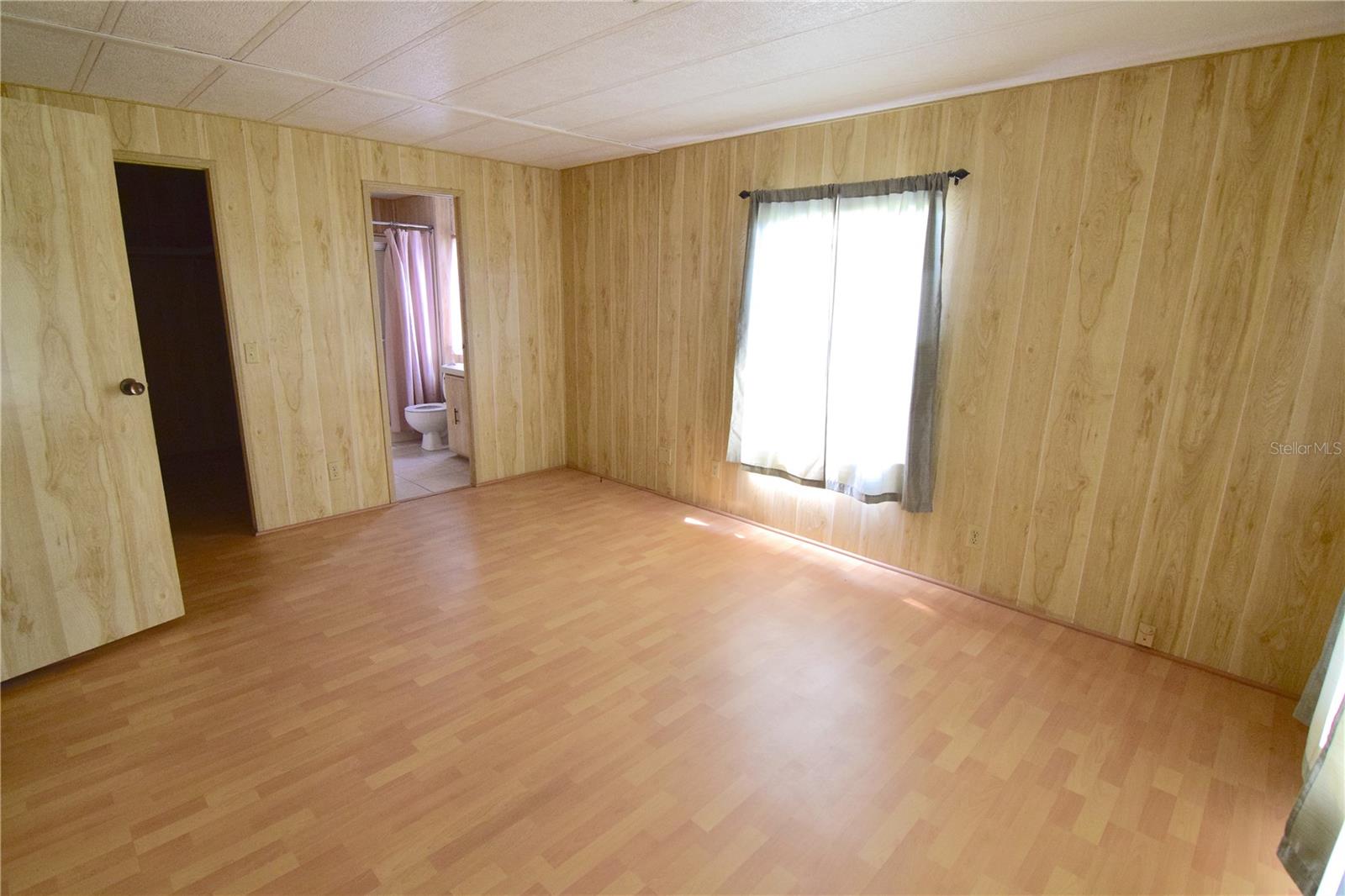 Image 8 of 13 For 303 Del Ray Drive
