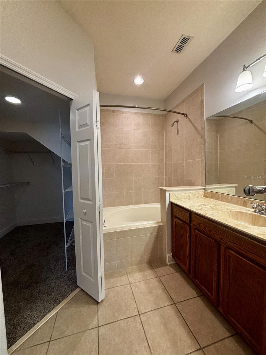 Image 14 of 26 For 2215 Florida Soapberry Boulevard