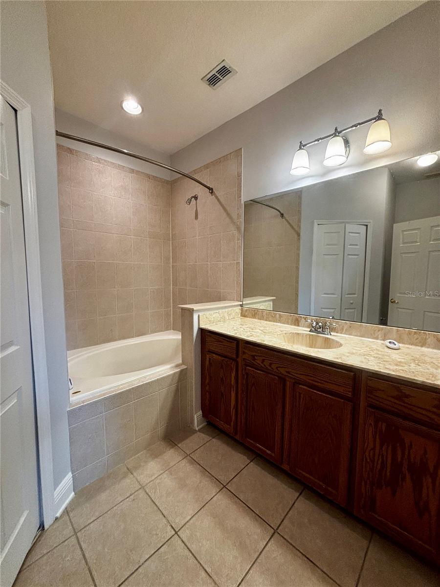 Image 15 of 26 For 2215 Florida Soapberry Boulevard