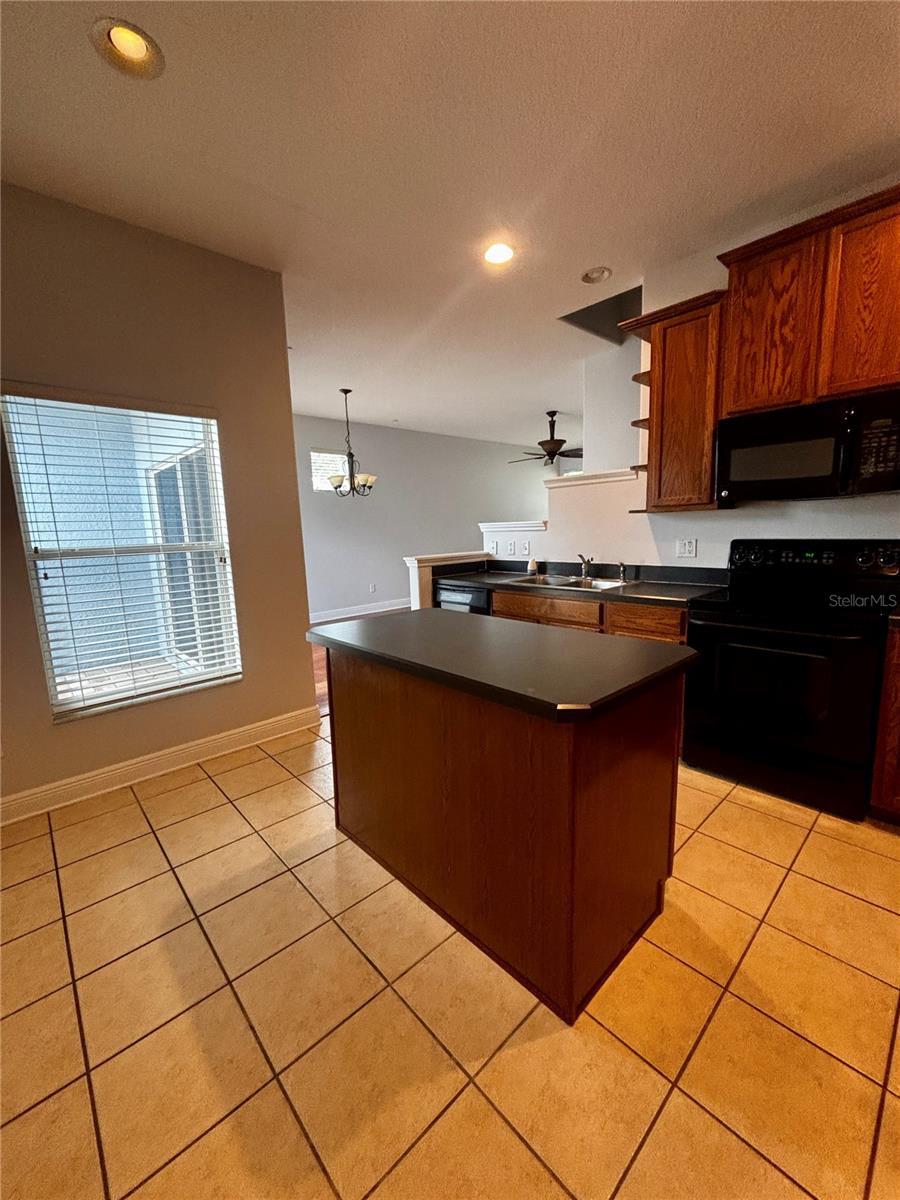 Image 7 of 26 For 2215 Florida Soapberry Boulevard