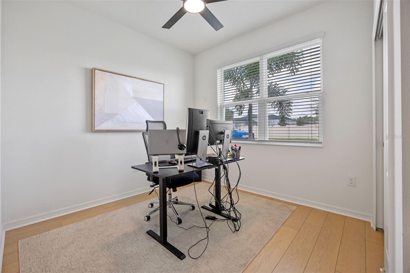 Image 11 of 37 For 625 Overpool Avenue