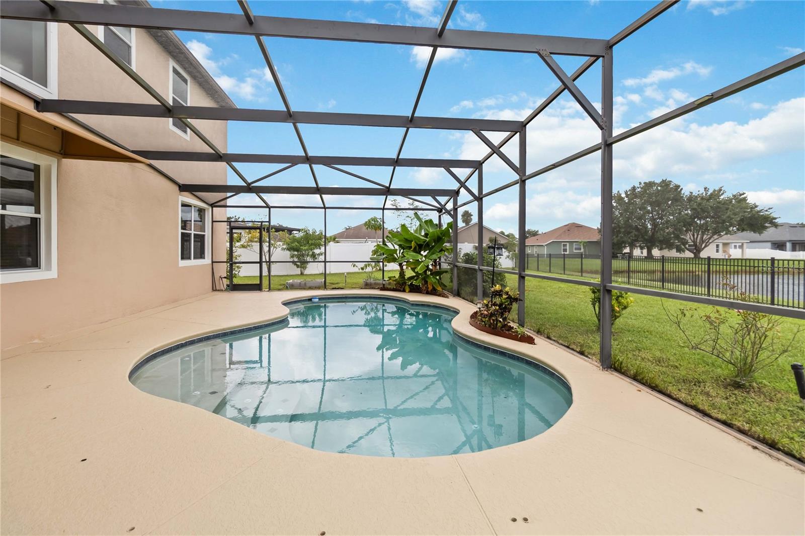 Image 45 of 53 For 2709 Stratham Court