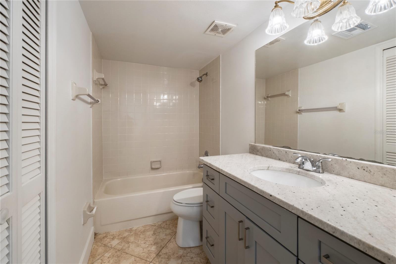 Image 7 of 10 For 4682 Sussex Terrace 4682