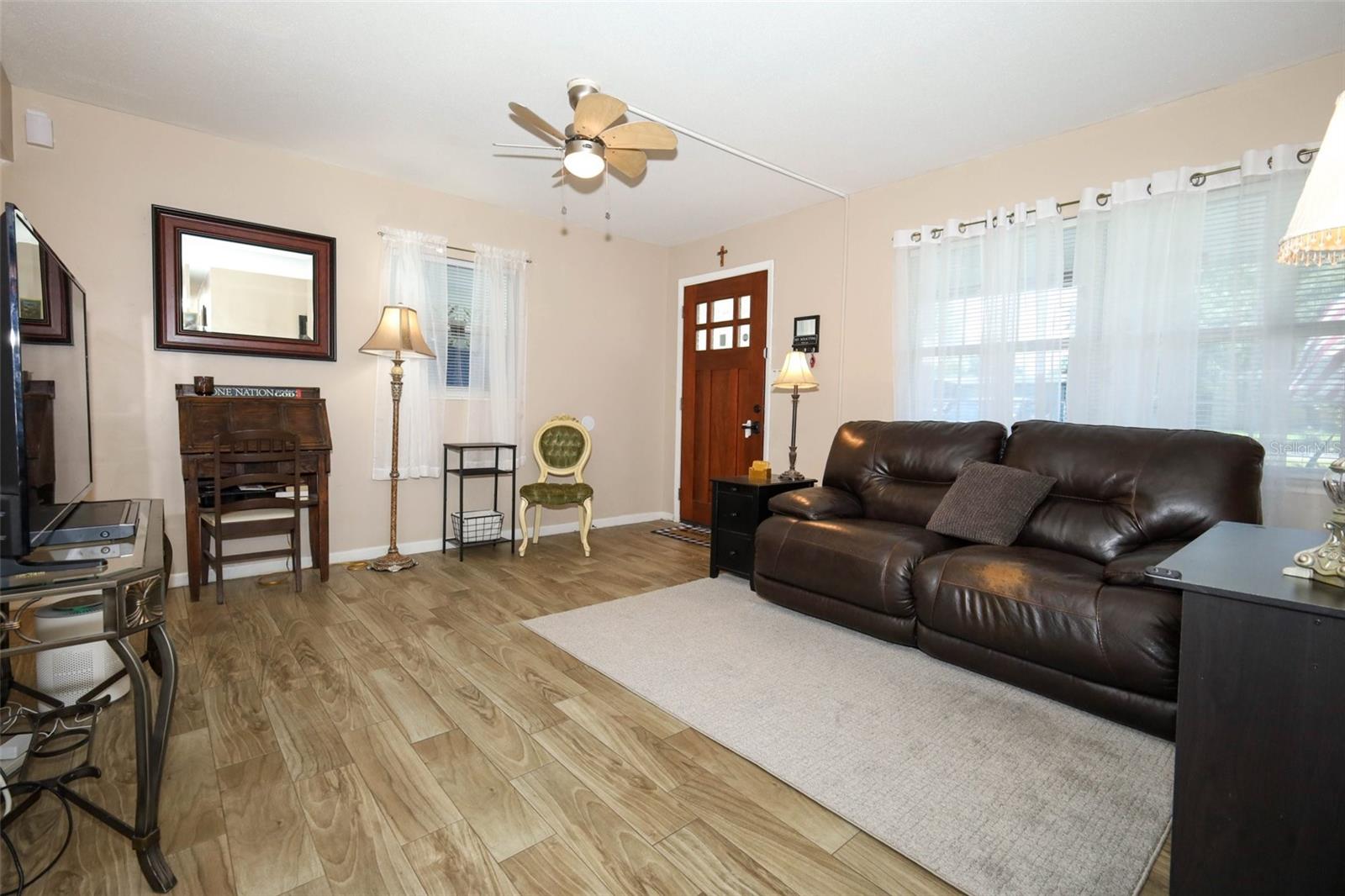 Image 6 of 33 For 738 King Street