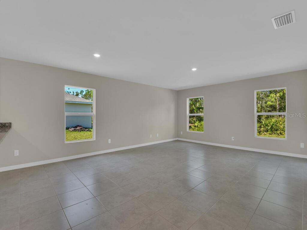 Image 2 of 24 For 17374 Gadsen Avenue