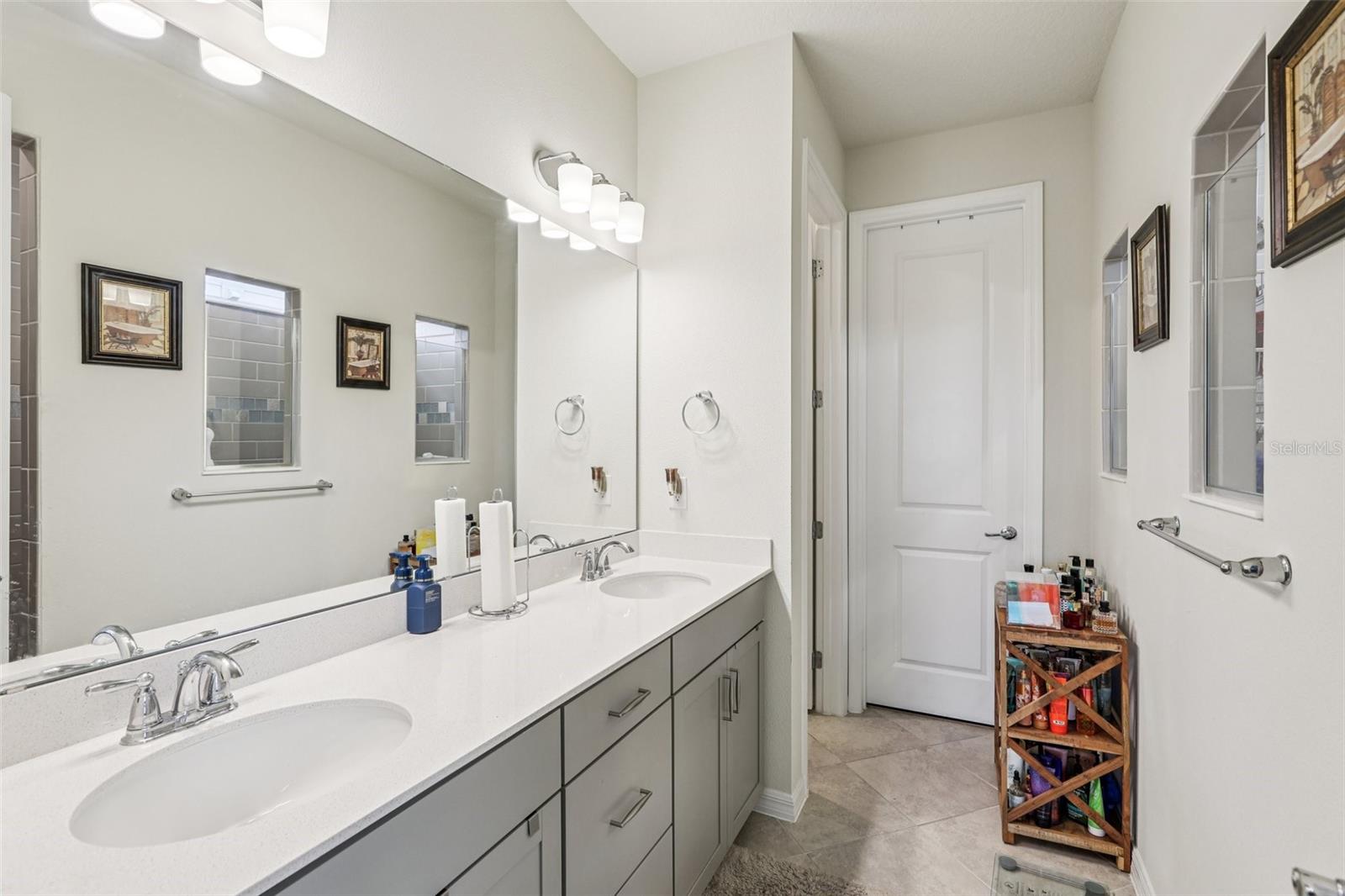 Image 15 of 44 For 3286 Mainsail Court