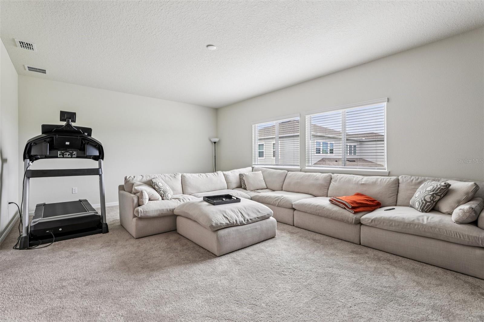 Image 23 of 44 For 3286 Mainsail Court