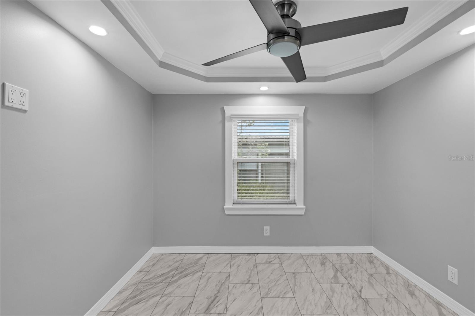 Image 15 of 22 For 205 Meadow Lark Drive